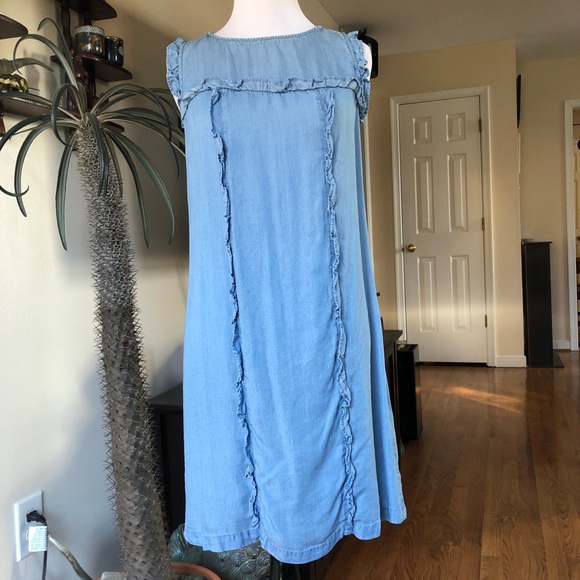 Hope & Harlow Denim Dress - light wash (2) - Picture 2 of 7